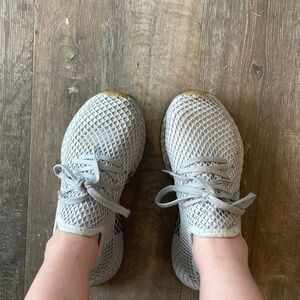Adidas shoes —unisex
